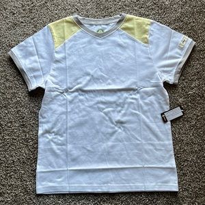 Crocs White T-Shirt Yellow Shoulders